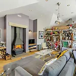 Casa vacanze 2 Bed In Oc-g0156